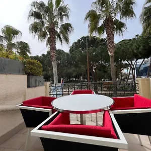 Sur La Pinede A Juan Les Pins Apartment Antibes