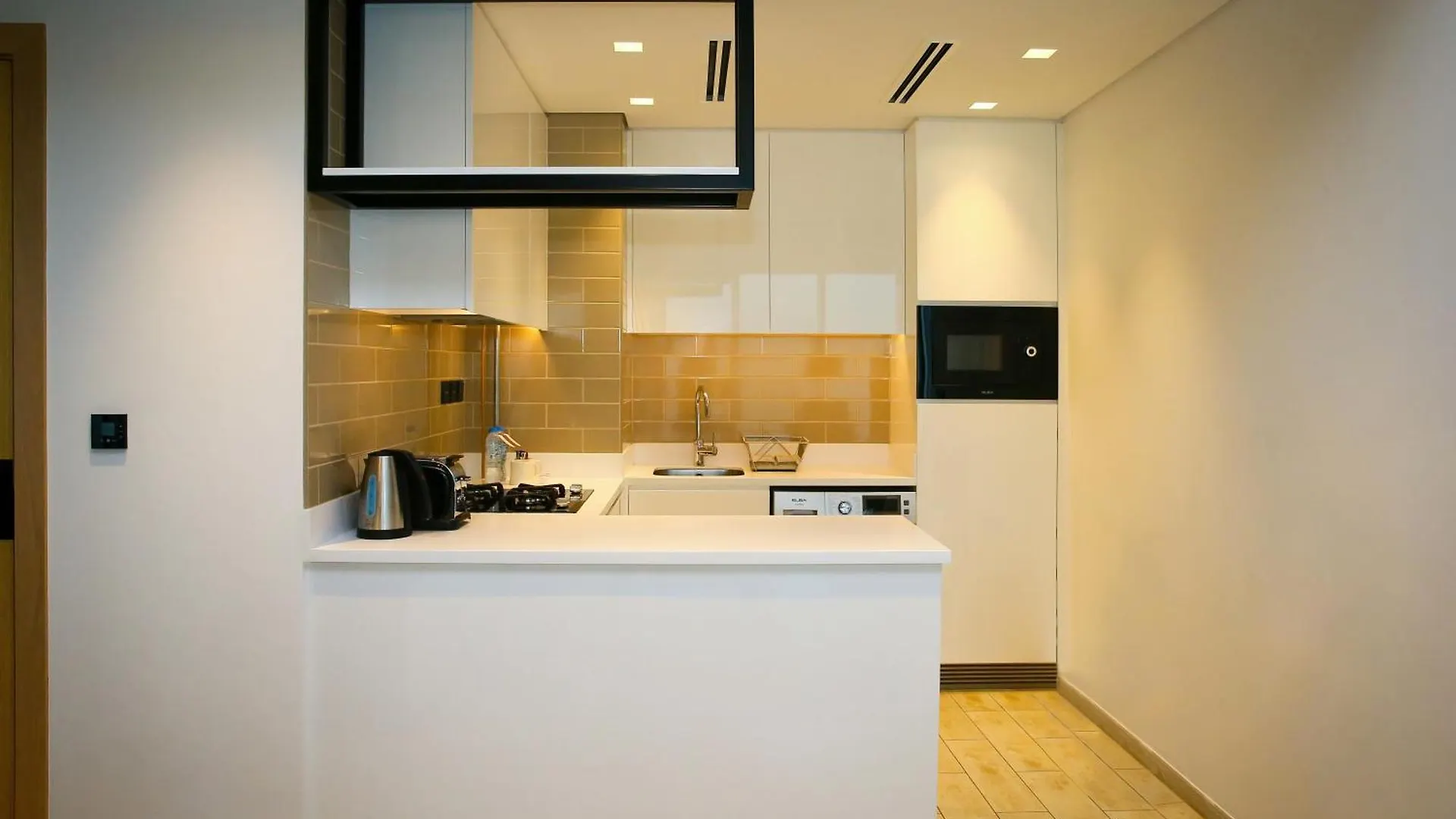Millennium Executive Apartments Mont Rose Dubaj 4*,