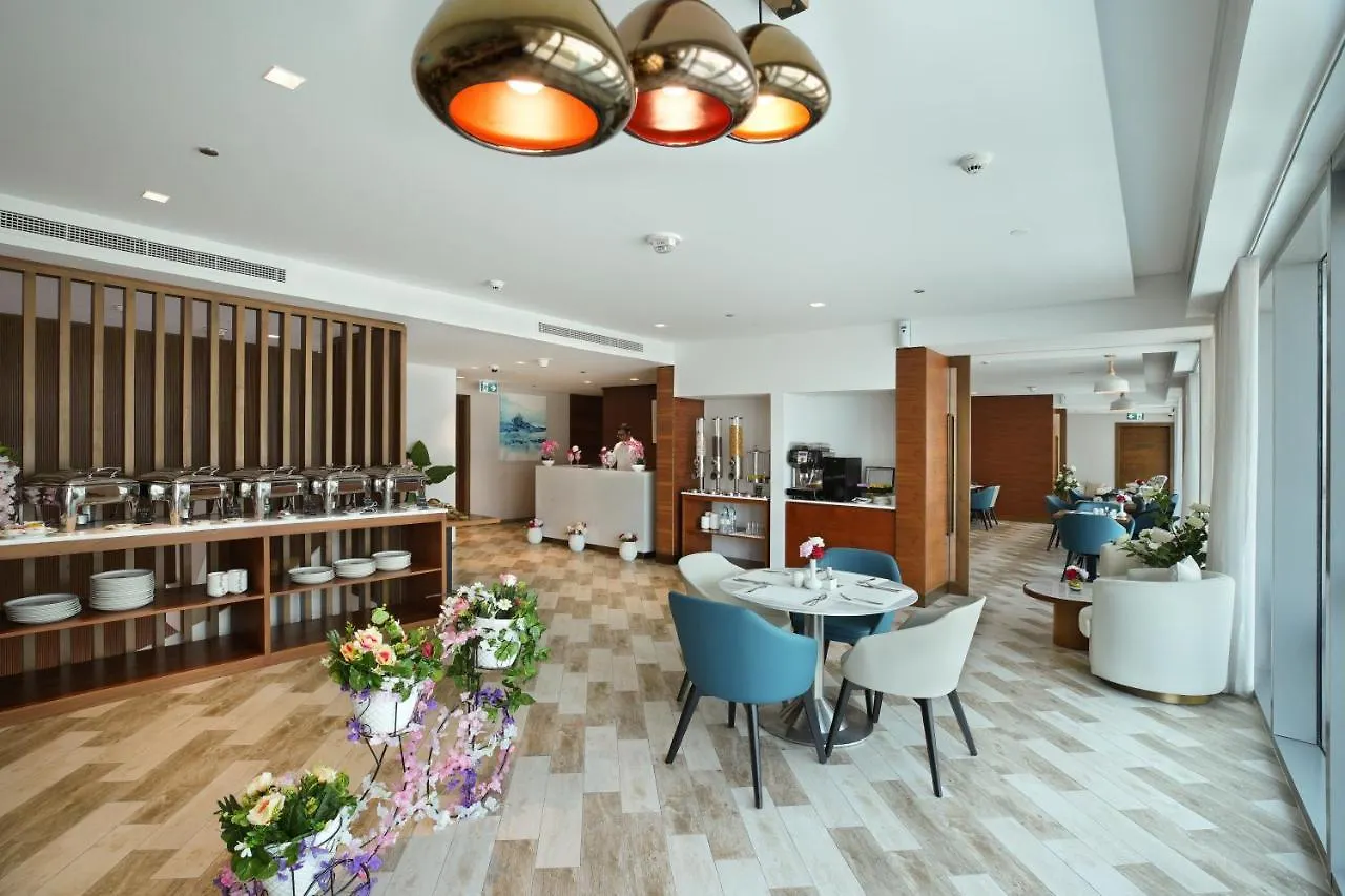 Millennium Montrose Hotel Apartment Dubai 4*,  Emirati Arabi Uniti